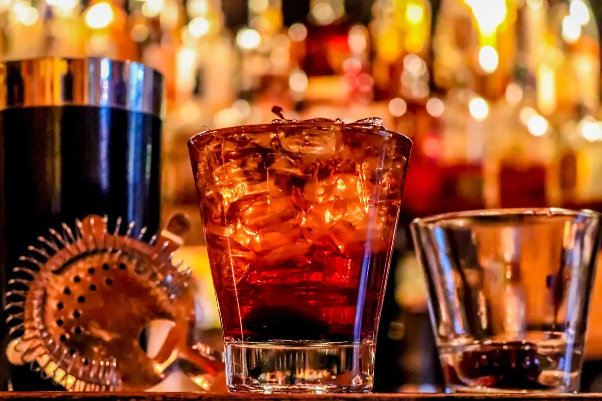 How to Order a Beer in a British Pub: A First-Timer's Step-by-Step Guide