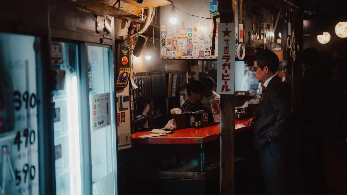 Why Old Pubs Have Two Bars: A History of Public and Lounge Bars